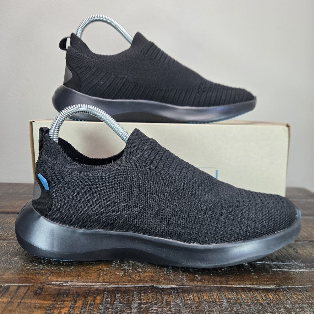 Vessi Everyday Move Slip On Womens Size 7 Waterproof Shoes Sneakers Onyx Black
